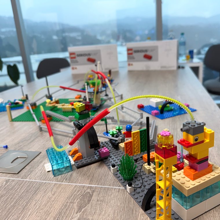 Construcción de un taller de LEGO Serious Play